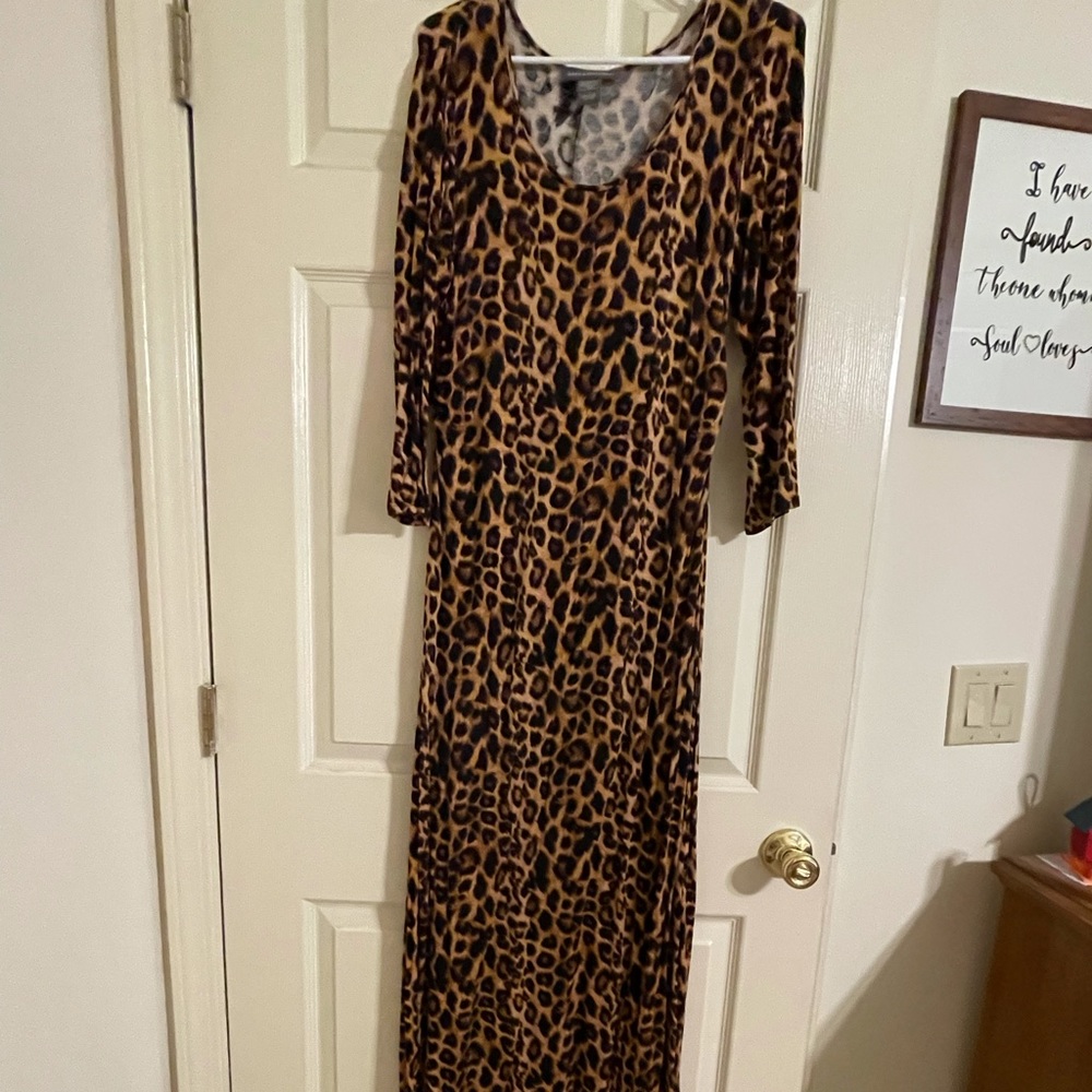 Cheetah layering Dress size L
